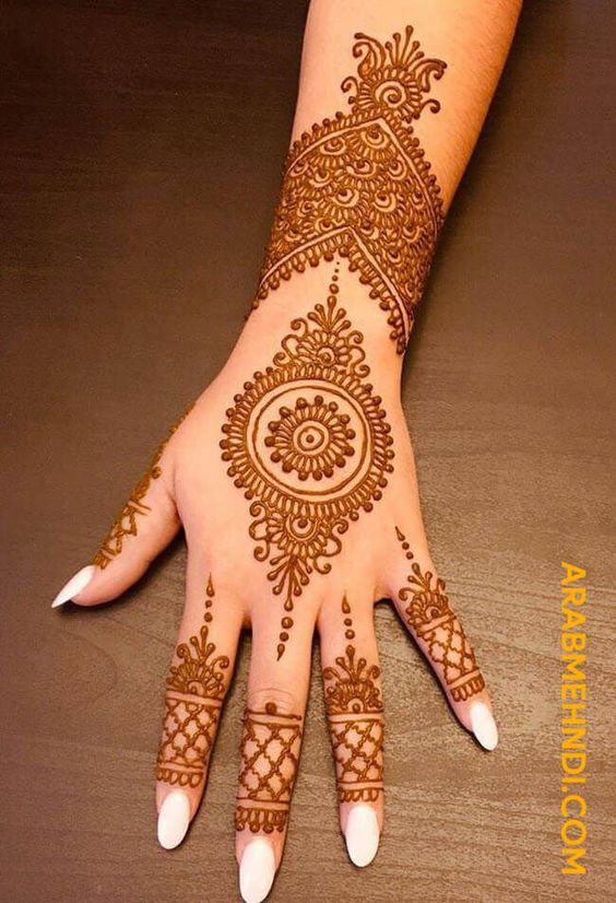 back hand mehndi design simple and easy