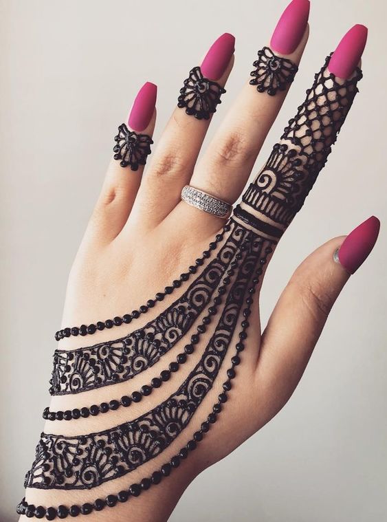 back hand mehndi designs simple and easy